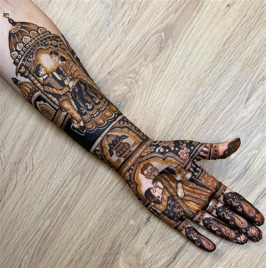 Bridal arm with palanquin procession